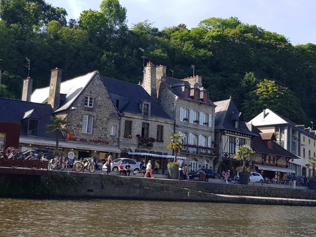 Le Grand Domaine Du Rocher Bonnemain Exterior foto